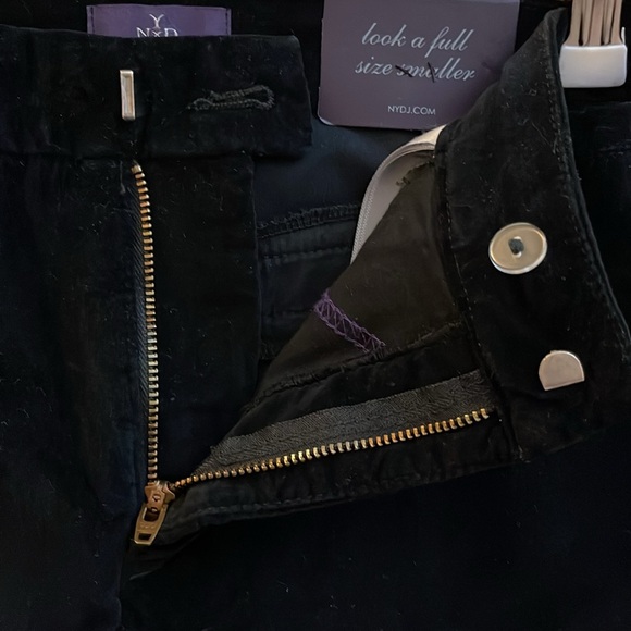 NYDJ Corynna Velveteen Ankle Pants Women’s 10 Black - Picture 8 of 9